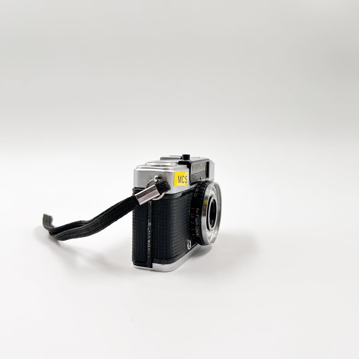 Olympus Pen EE-3 | 35mm Point & Shoot Half Frame Camera | Good