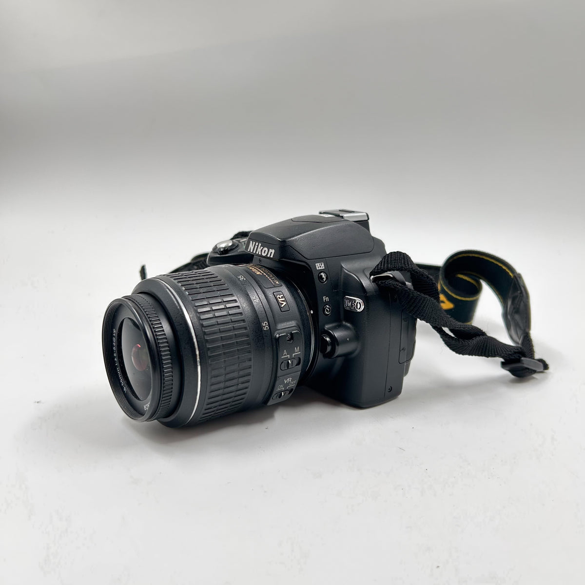 Nikon D60 | AF-S DX Nikkor 18–55mm f/3.5–5.6 | DSLR Camera | Good