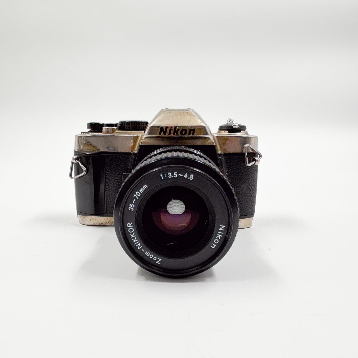 [ボディー美品/元箱付] Nikon FM10 + 35-70mm pre70132p_1.jpg