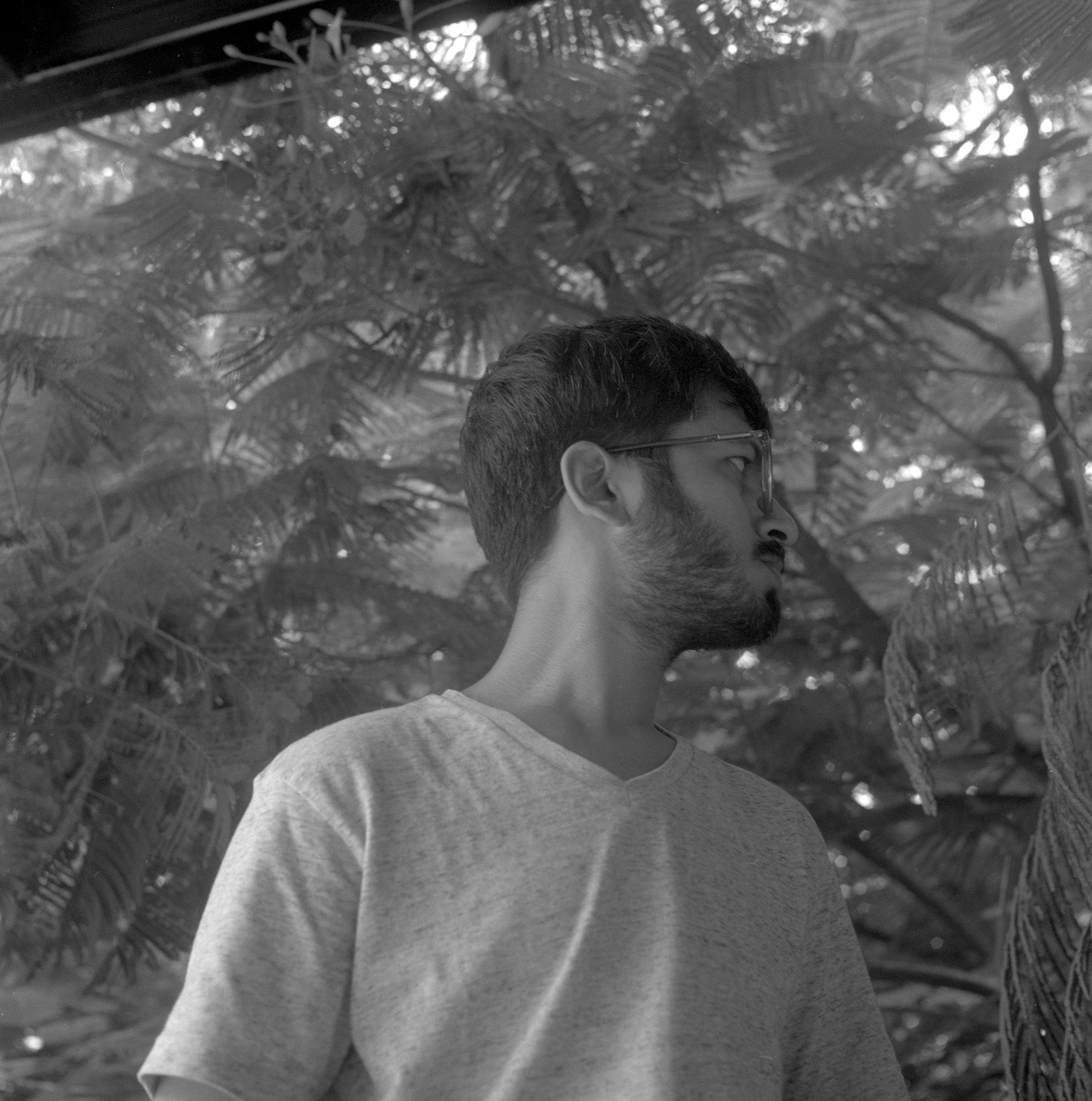 EXPIRED KODAK T-MAX 400 | Medium Format B&W Film Roll