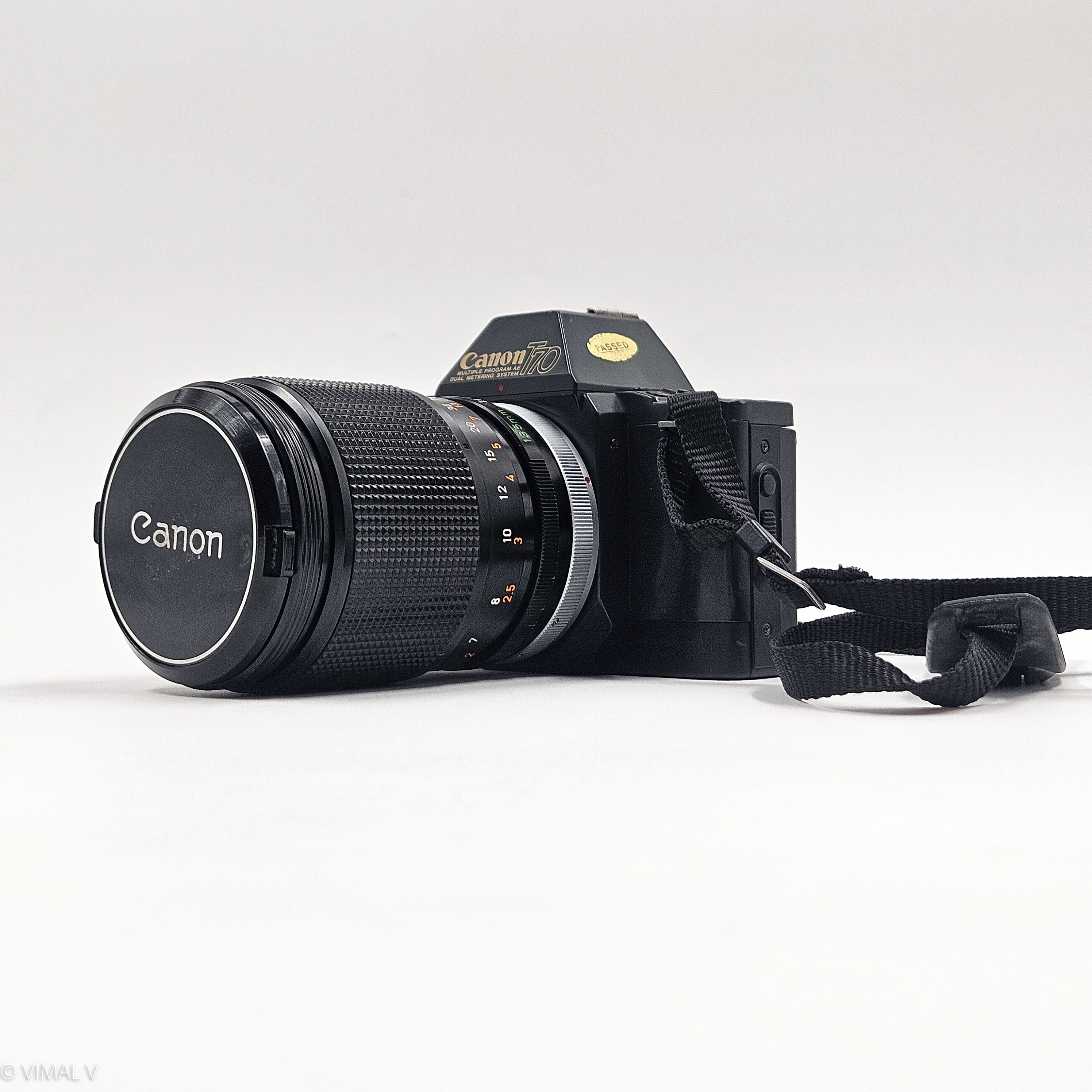 Canon T70 + Canon 135mm f2.5 | SLR Film Camera + Lens | Good