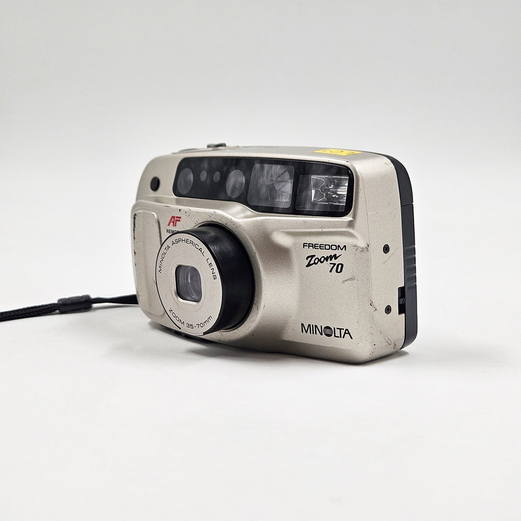 Minolta Freedom Zoom 70 | Point & Shoot Film Camera | Good