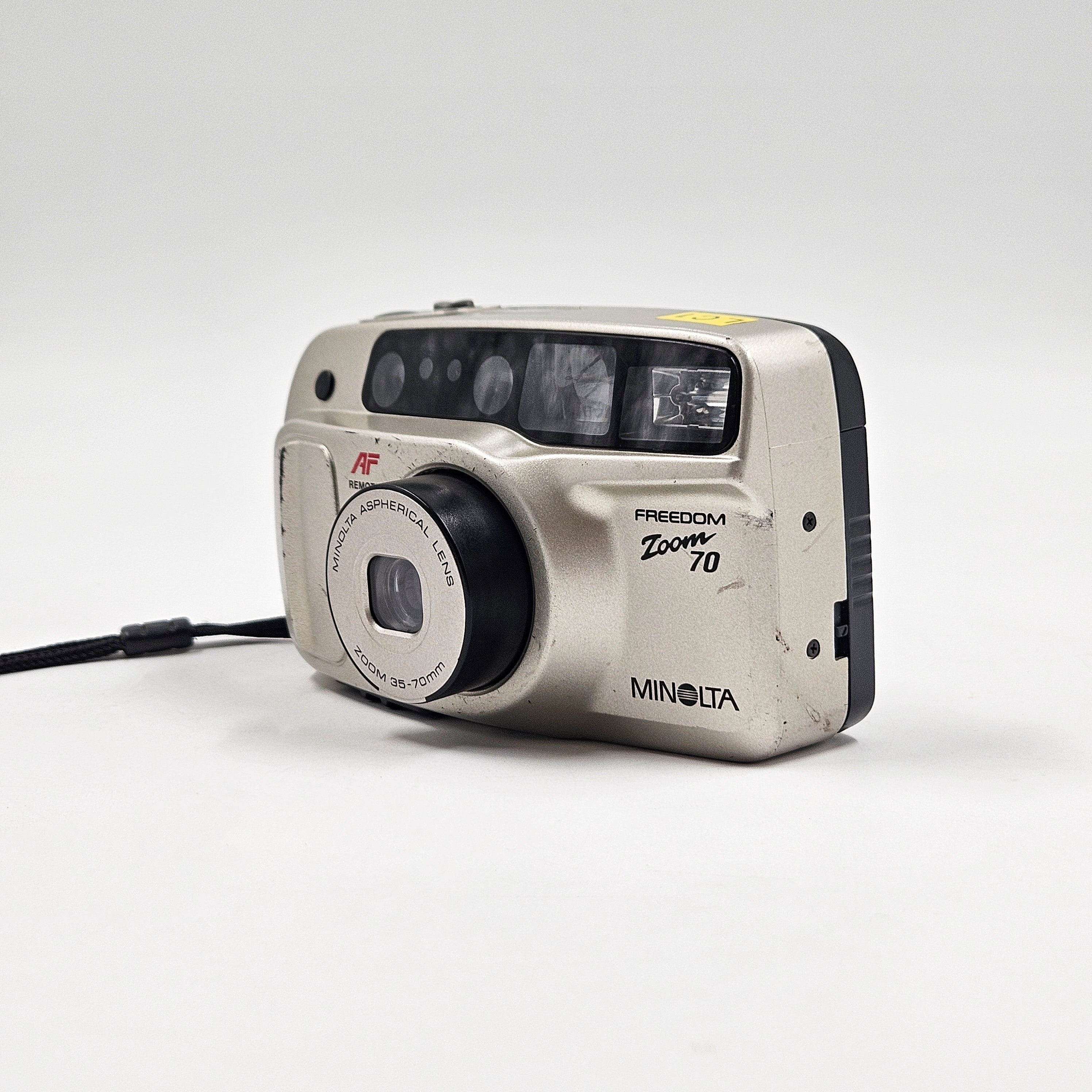 Minolta Freedom Zoom 70 | Point & Shoot Film Camera | Good