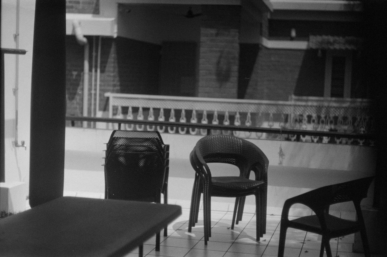 Minolta XG-S + Minolta MC Tele Rokkor 135mm f/2.8 | SLR Film Camera + Lens | Good