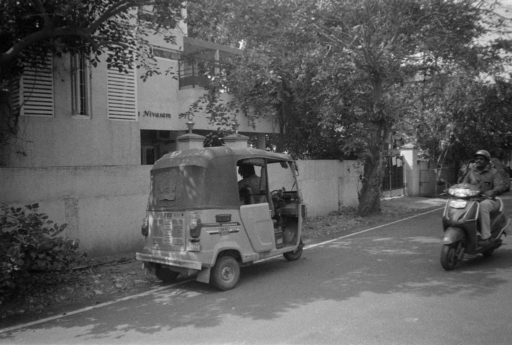 Yashika MG-2 | Point & Shoot Film Camera | Fair