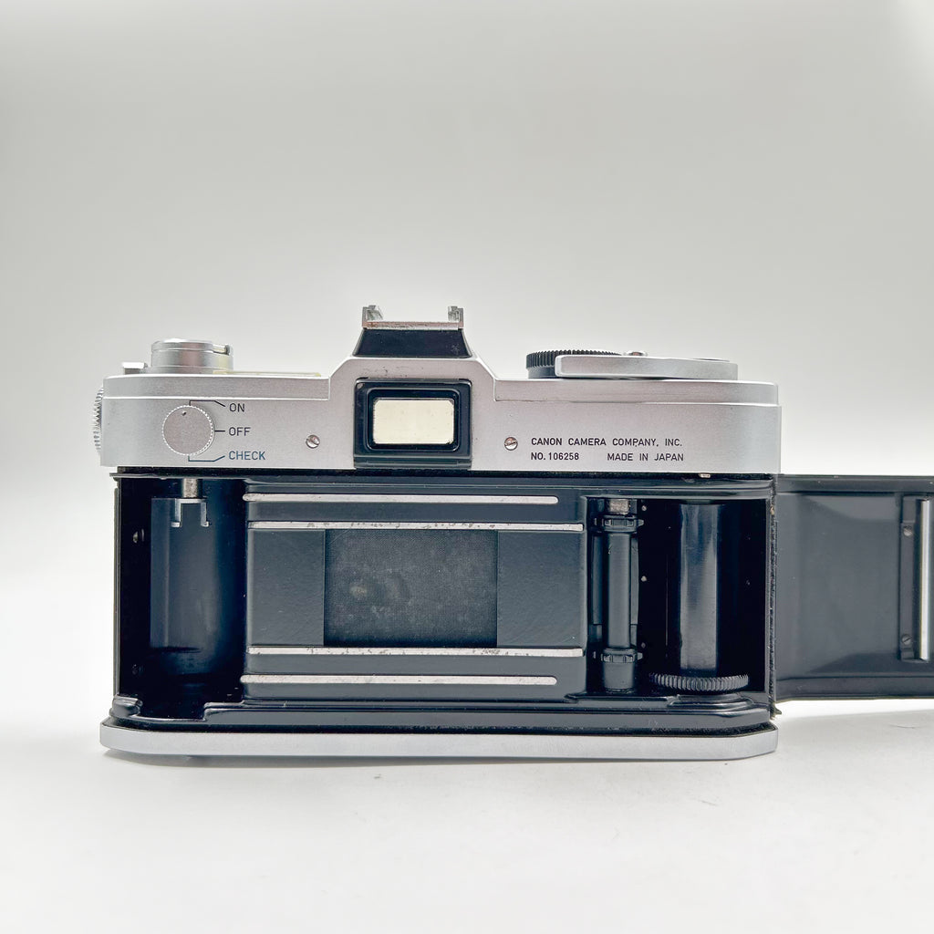 Canon FX | SLR Film Camera | Good