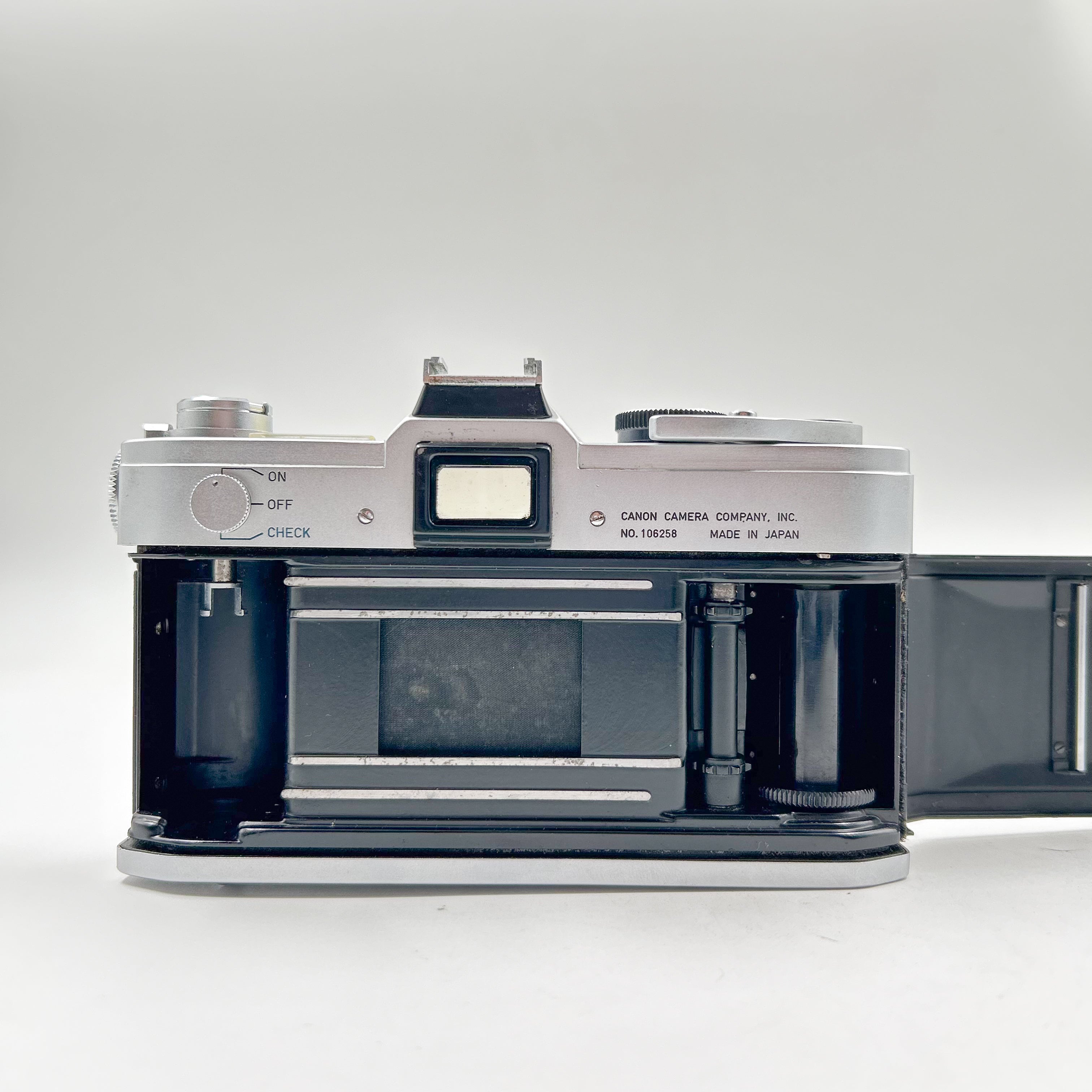 Canon FX | SLR Film Camera | Good