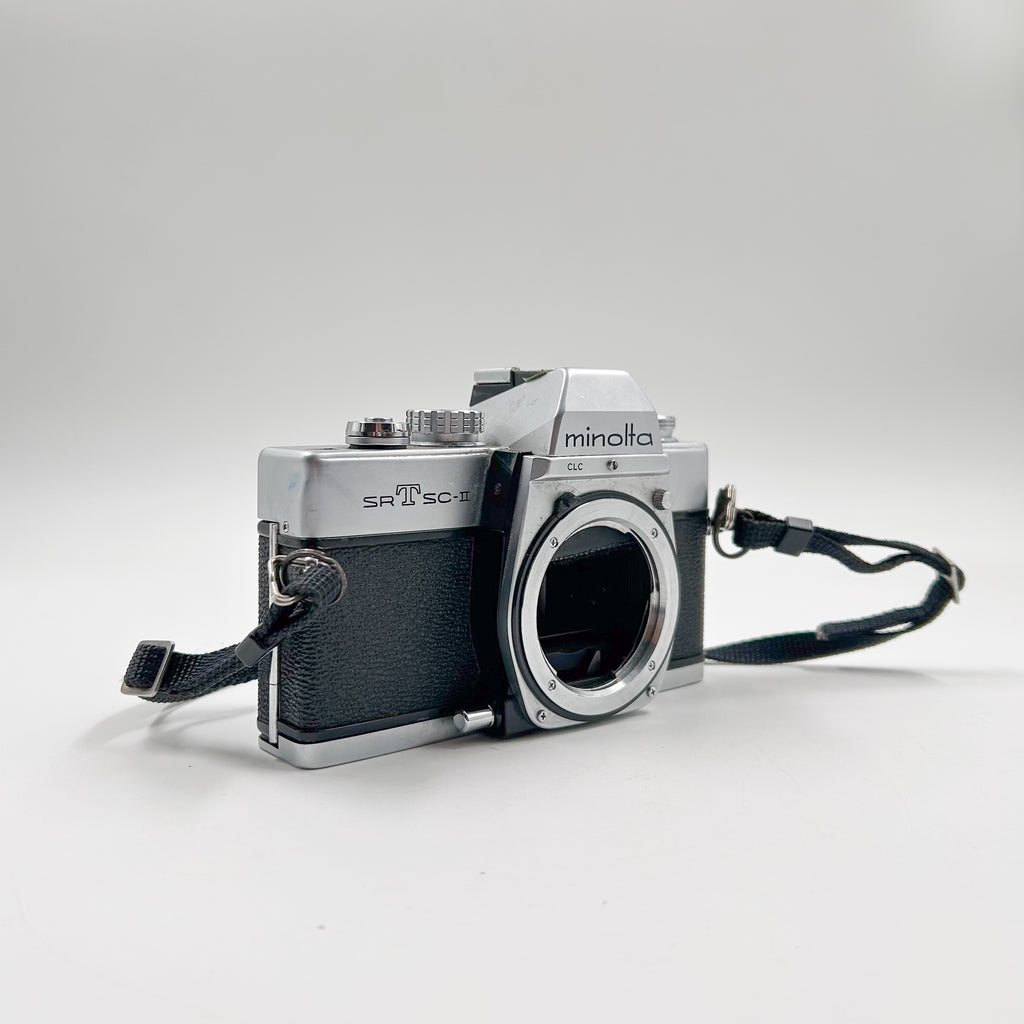 Minolta SR-T SC-II + Minolta 35-70mm f/3.5 | SLR Film Camera + Lens | Good