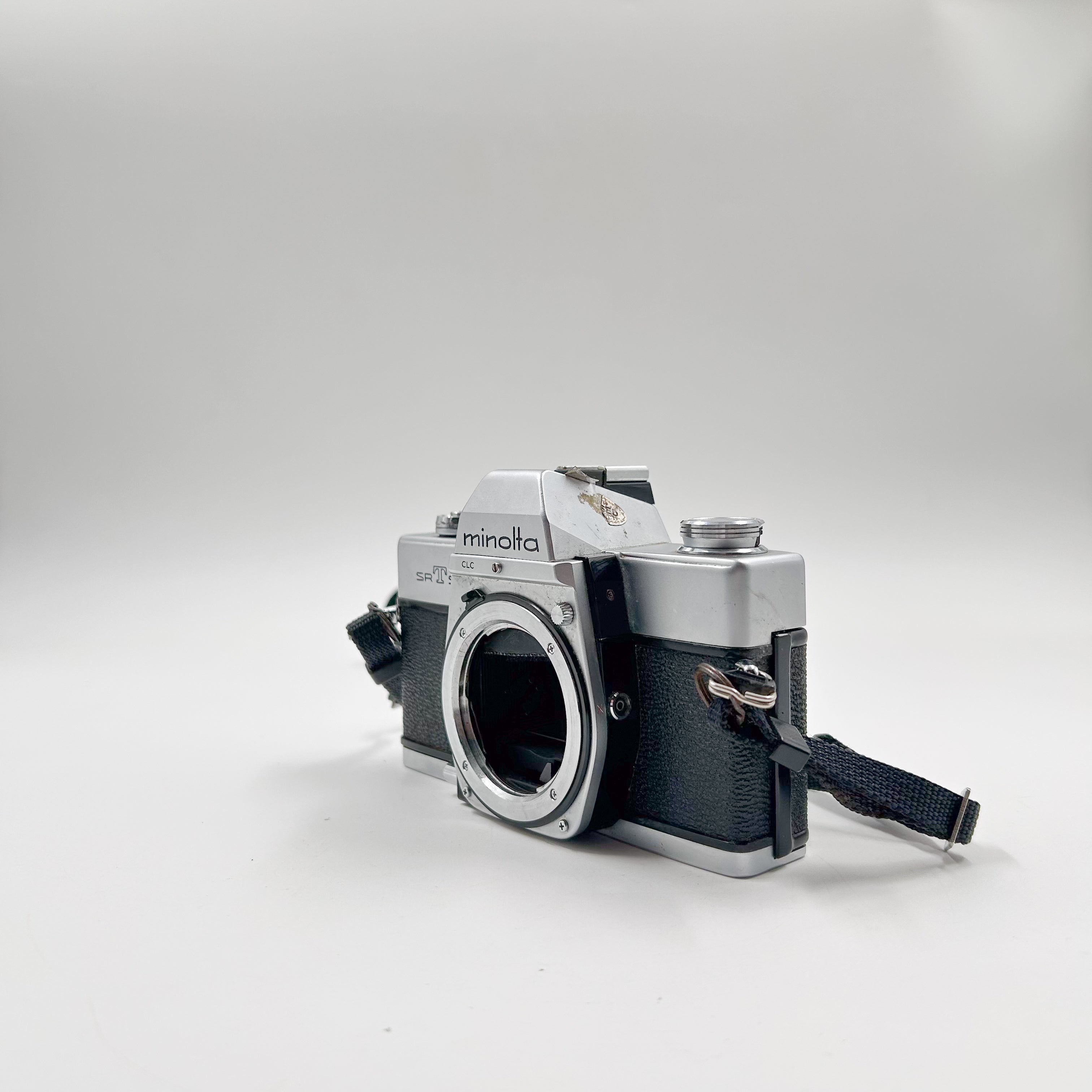 Minolta SR-T SC-II + Minolta 35-70mm f/3.5 | SLR Film Camera + Lens | Good