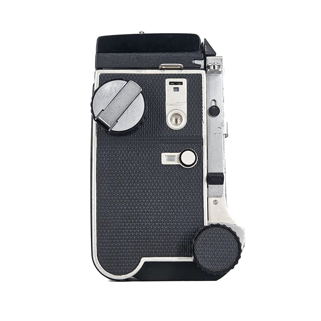 Mamiya C220 + Mamiya-Sekor 80mm f/3.7 | Medium Format Film Camera + Lens | Excellent