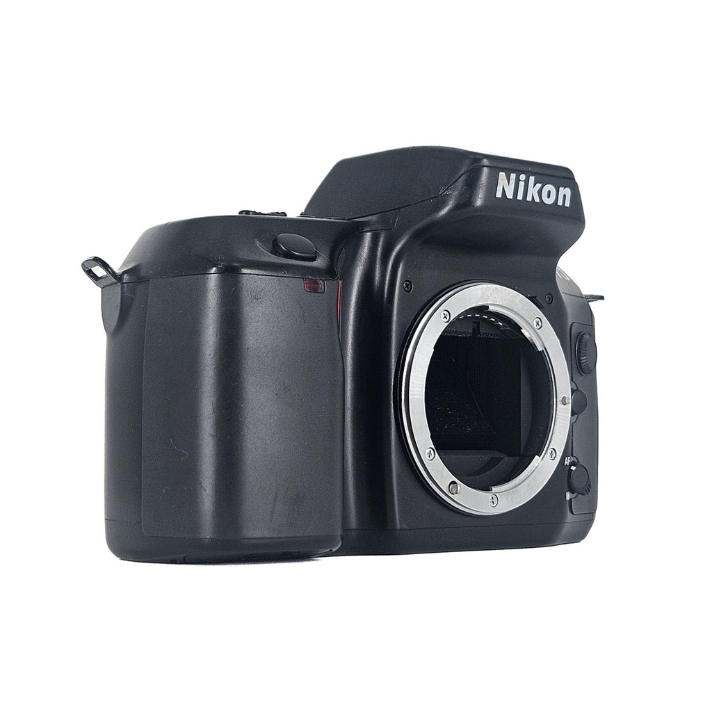 Nikon F70 | SLR Film Camera | Excellent