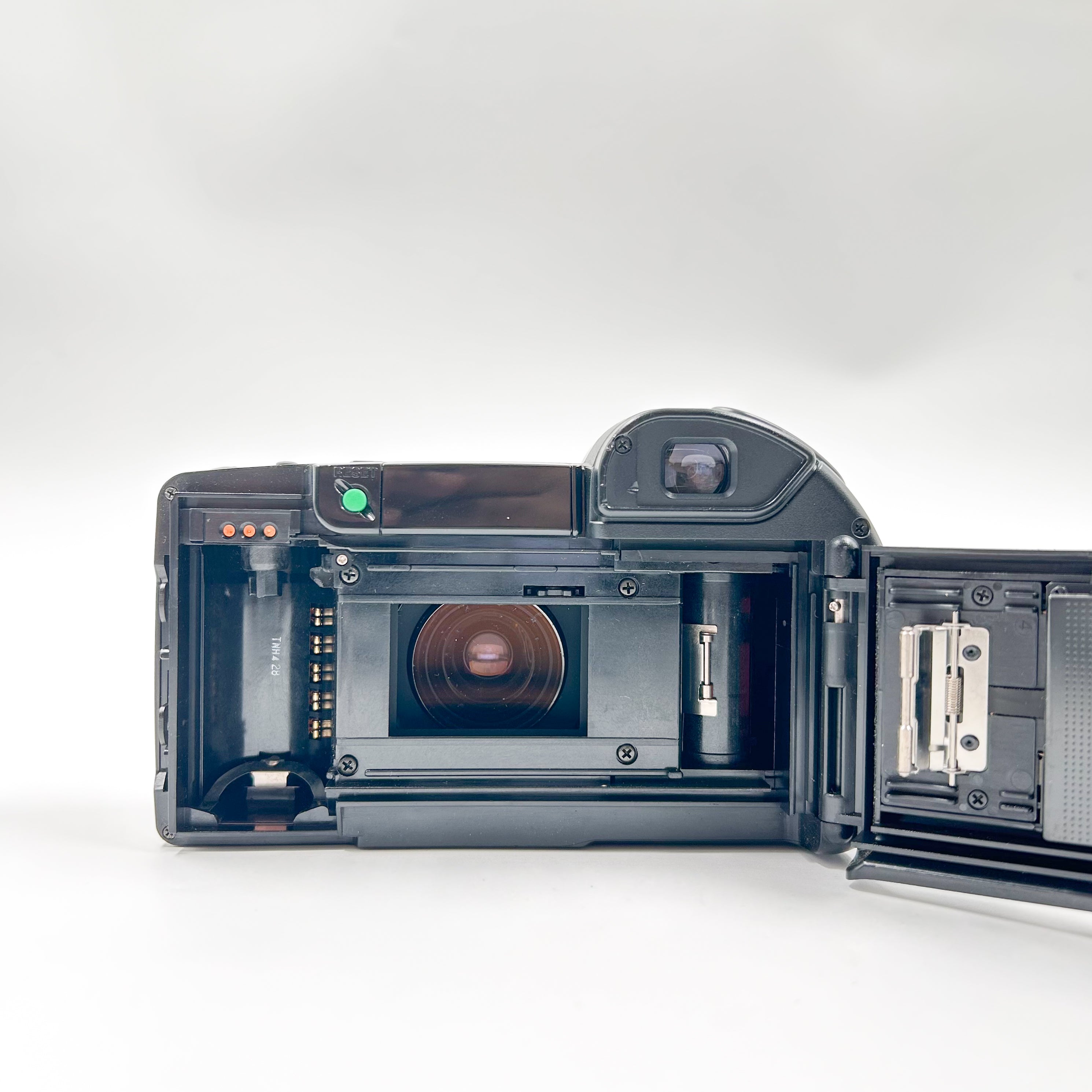 Olympus IZM 300 | Point & Shoot Film Camera | Excellent