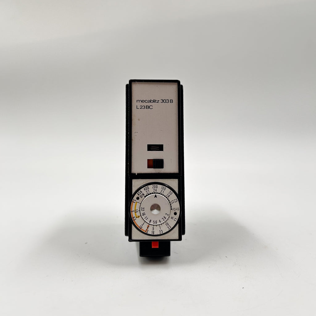 Matz 303B Flash | Electronic Hot-Shoe Flash | Good