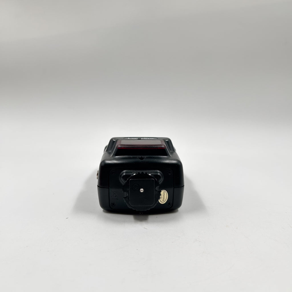 LumoPro LP120 | Electronic Hot-Shoe Flash | Excellent